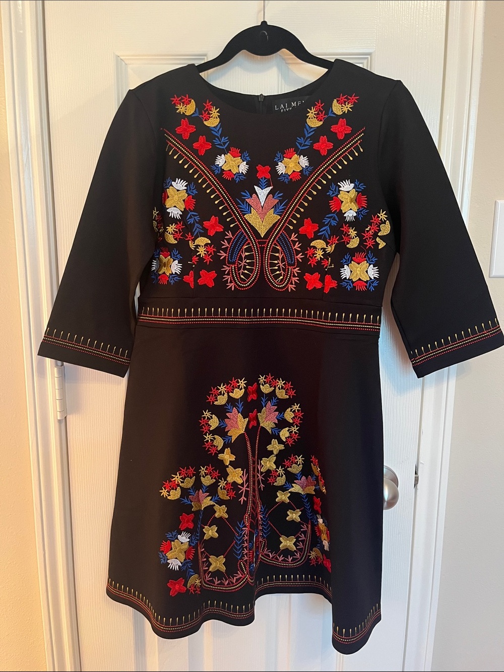 NWT Lai Meng Five Cats Embroidered Dress - Picture 2 of 14